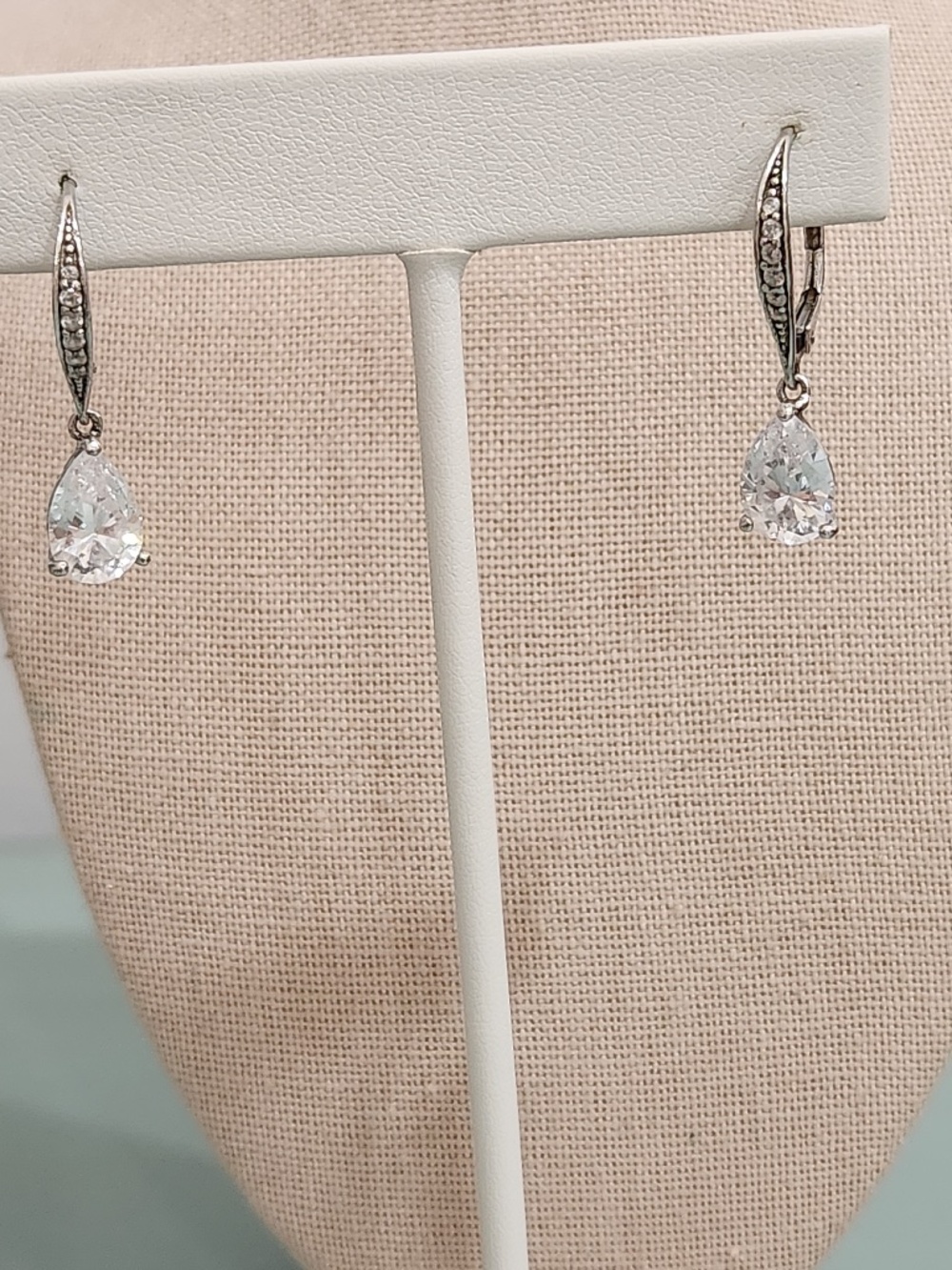 925 Sterling Silver Dangle / Drop Earrings with Tear Drop CZ Leverback